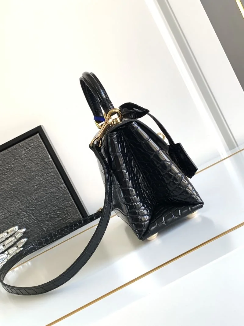 Elegant Louis Vuitton Top Handle Bags 41018