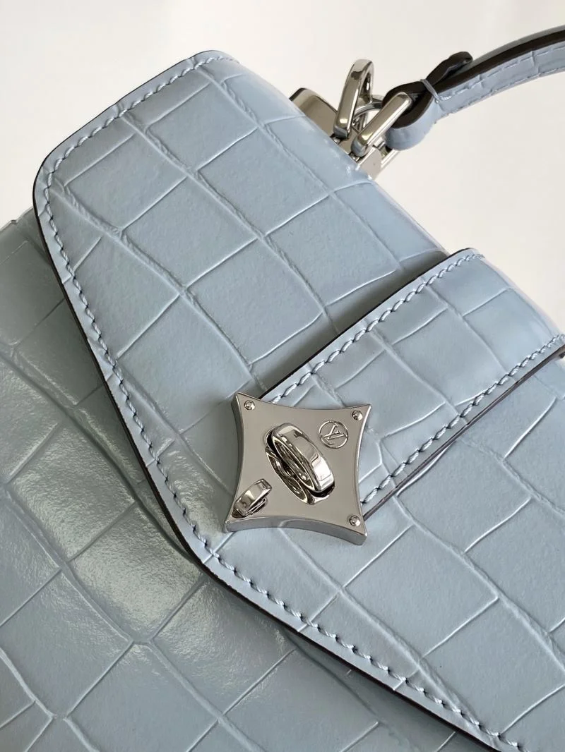 Lightweight Louis Vuitton Top Handle Bags 41010