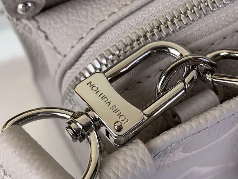 HighQuality Louis Vuitton Top Handle Bags 40352