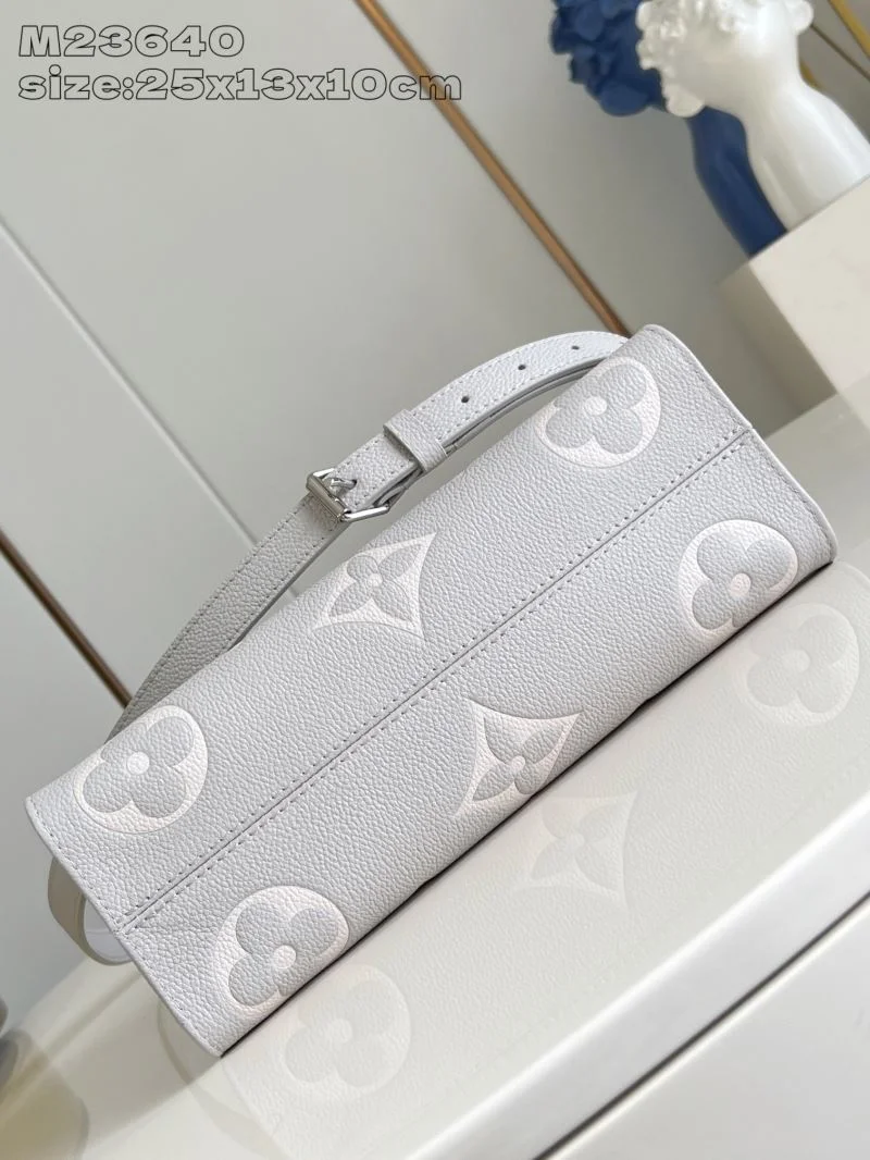Efficient Louis Vuitton Top Handle Bags 40345