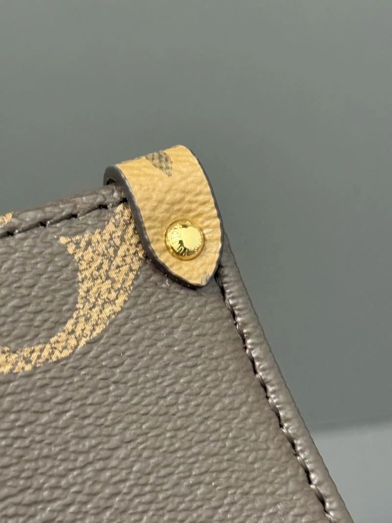 Fashionable Louis Vuitton Top Handle Bags 40342