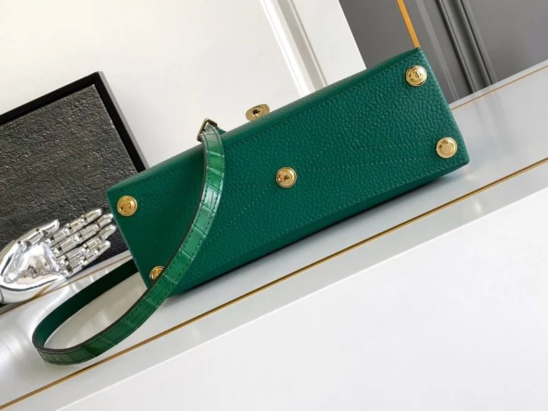 Lightweight Louis Vuitton Top Handle Bags 40335