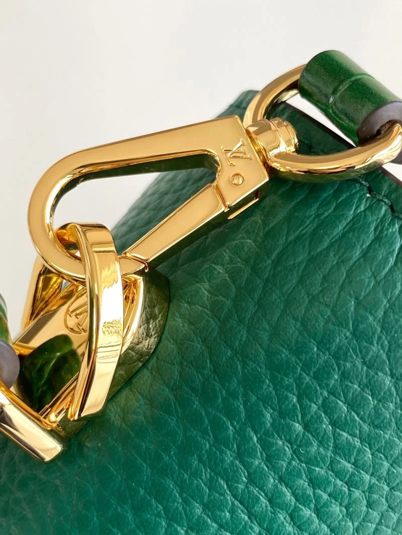 Lightweight Louis Vuitton Top Handle Bags 40335
