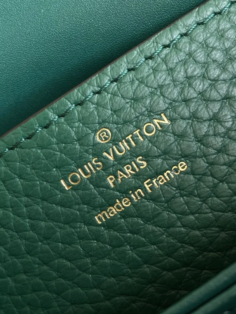 Lightweight Louis Vuitton Top Handle Bags 40335