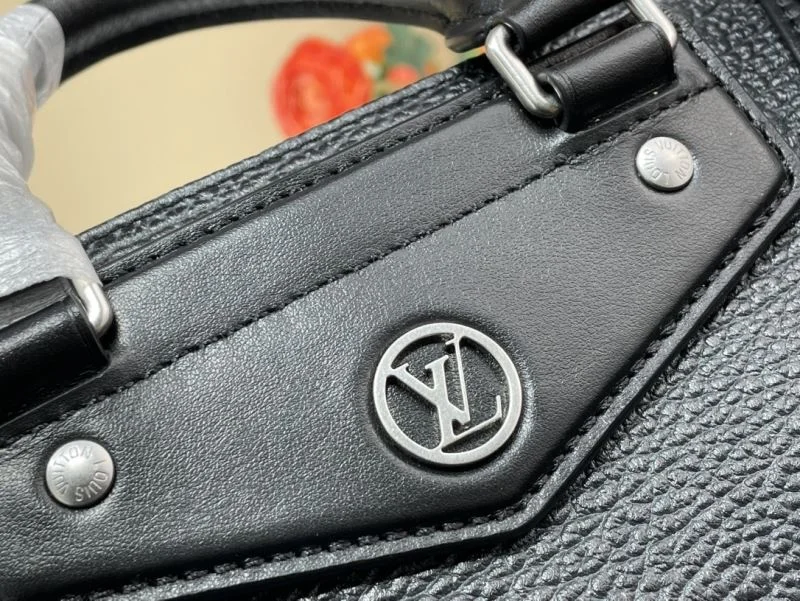 RelaxedFit Louis Vuitton Top Handle Bags 40336