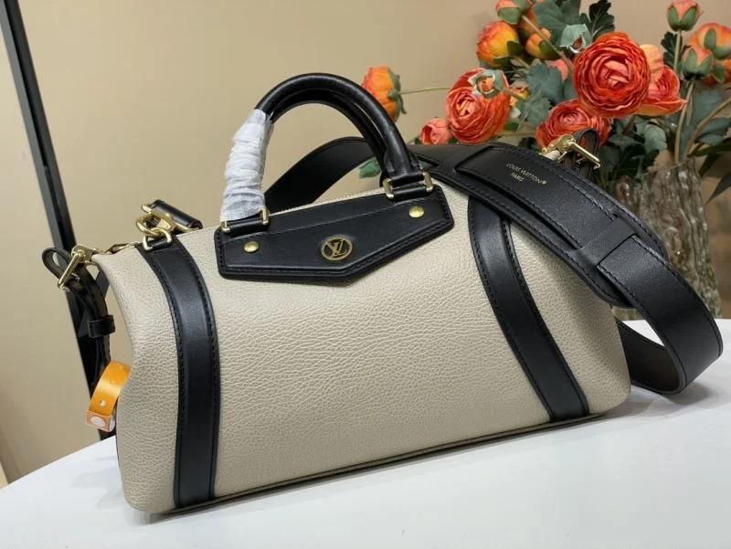 Flexible Louis Vuitton Top Handle Bags 40334