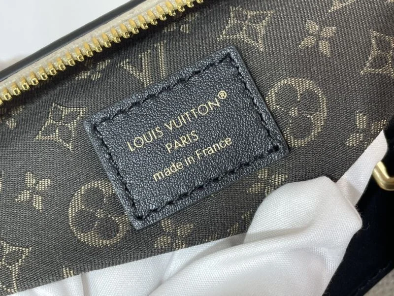 Flexible Louis Vuitton Top Handle Bags 40334