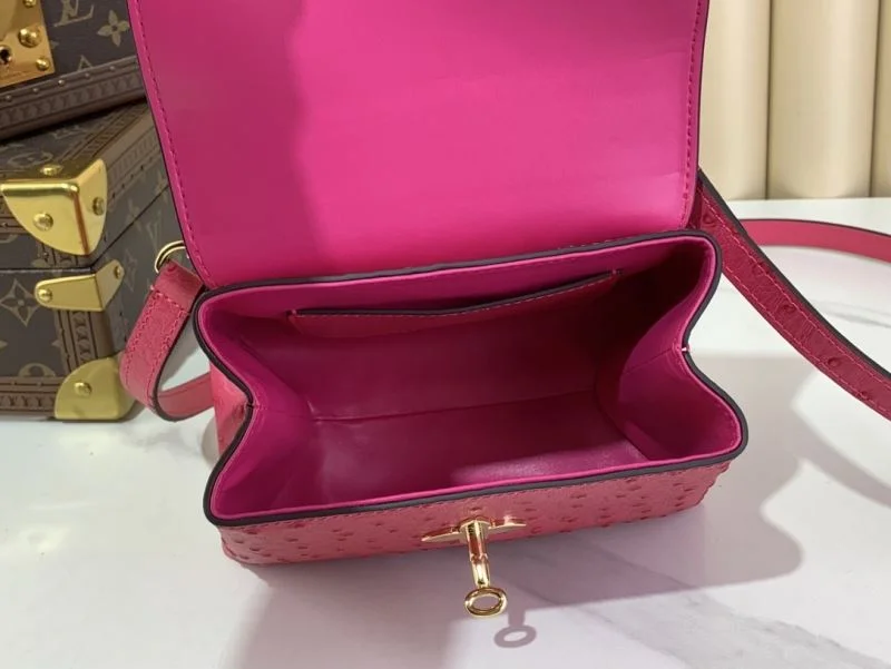Resilient Louis Vuitton Top Handle Bags 40333