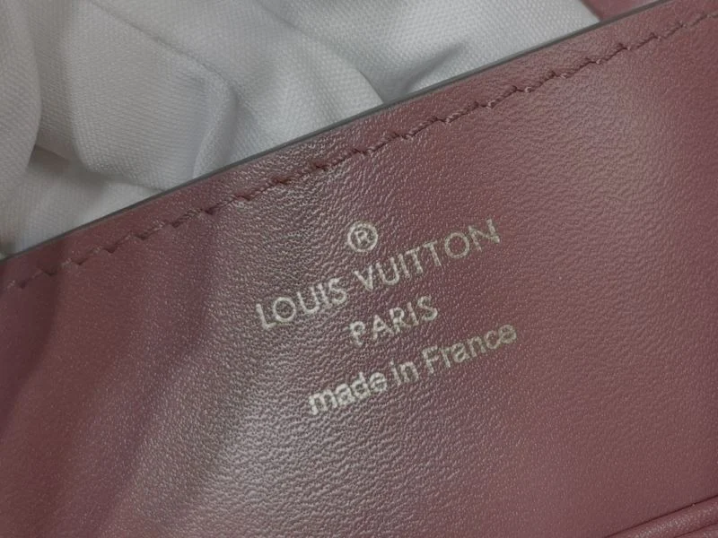 Attractive Louis Vuitton Top Handle Bags 40326