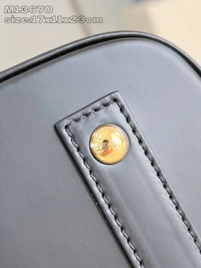 Louis Vuitton Top Handle Bags Breathable 40323