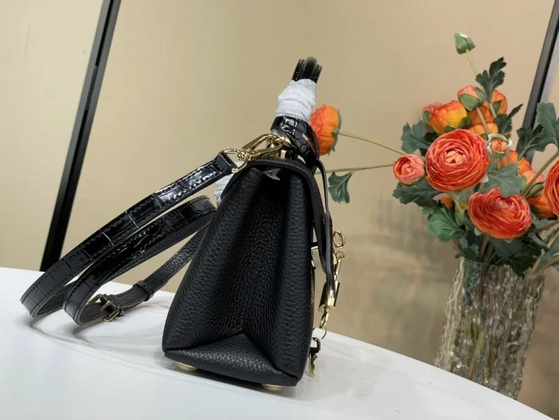Lightweight Louis Vuitton Top Handle Bags 40302