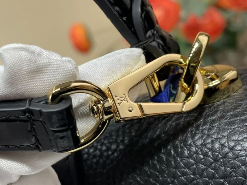 Lightweight Louis Vuitton Top Handle Bags 40302