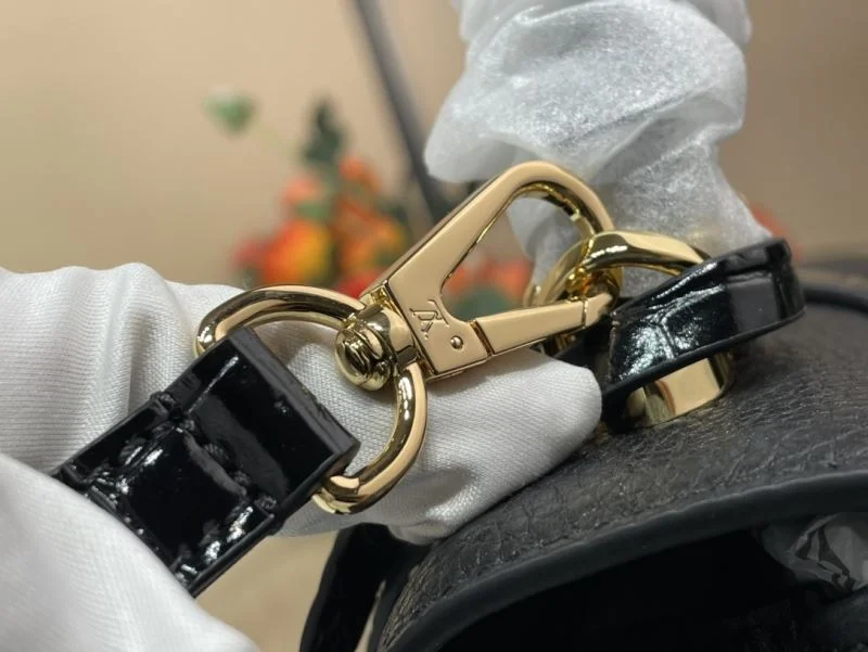FastDry Louis Vuitton Top Handle Bags 40343
