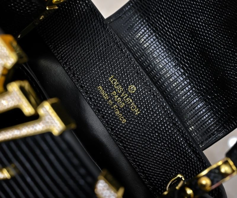 ComfortFit Louis Vuitton Top Handle Bags 79306