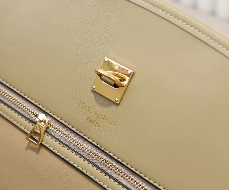 Elegant Louis Vuitton Top Handle Bags 79295