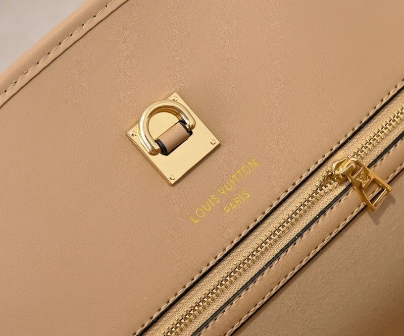 UrbanStyle Louis Vuitton Top Handle Bags 79277