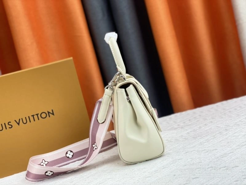 Versatile Louis Vuitton Top Handle Bags 79239