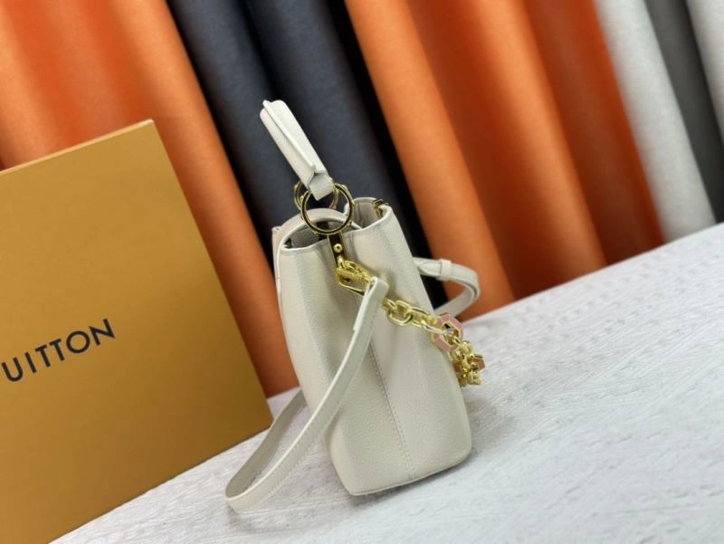 Stretchable Louis Vuitton Top Handle Bags 79228