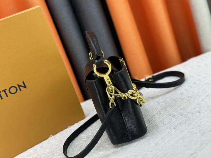Casual Louis Vuitton Top Handle Bags 79222