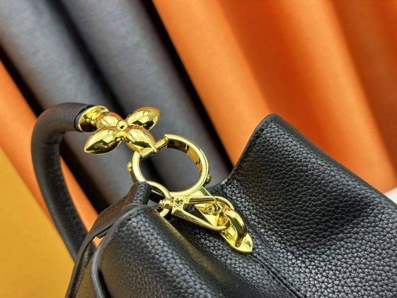 Breathable Louis Vuitton Top Handle Bags 79199