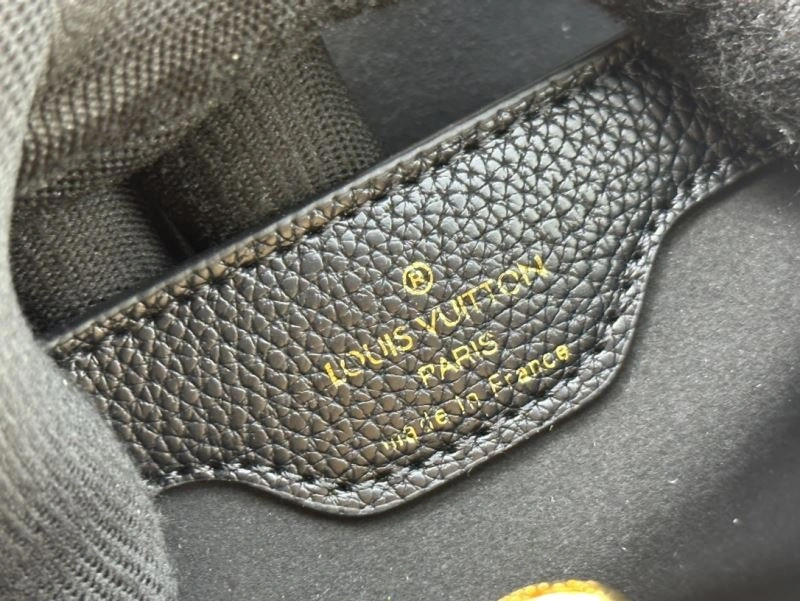 Breathable Louis Vuitton Top Handle Bags 79199
