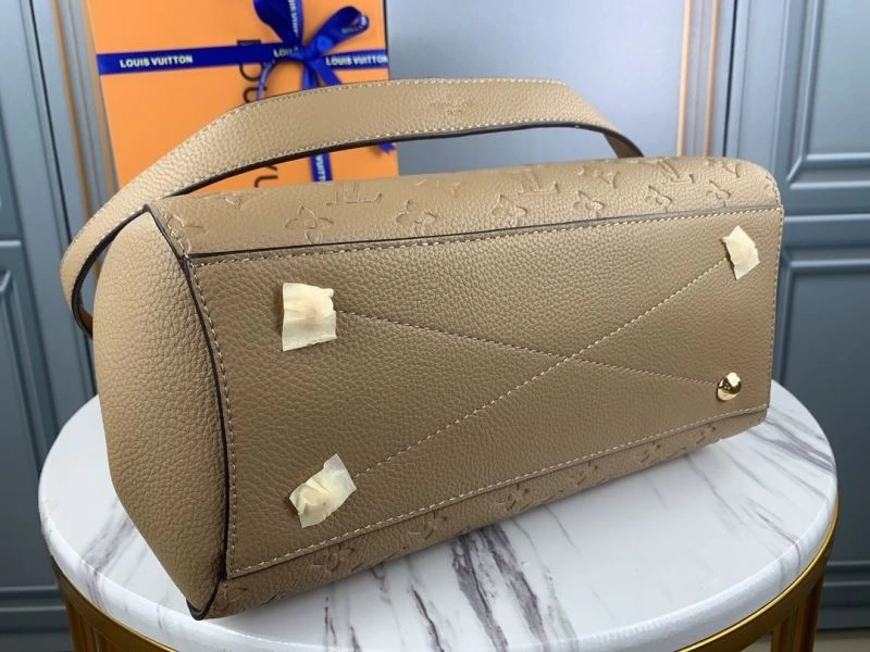Minimalist Louis Vuitton Top Handle Bags 79162