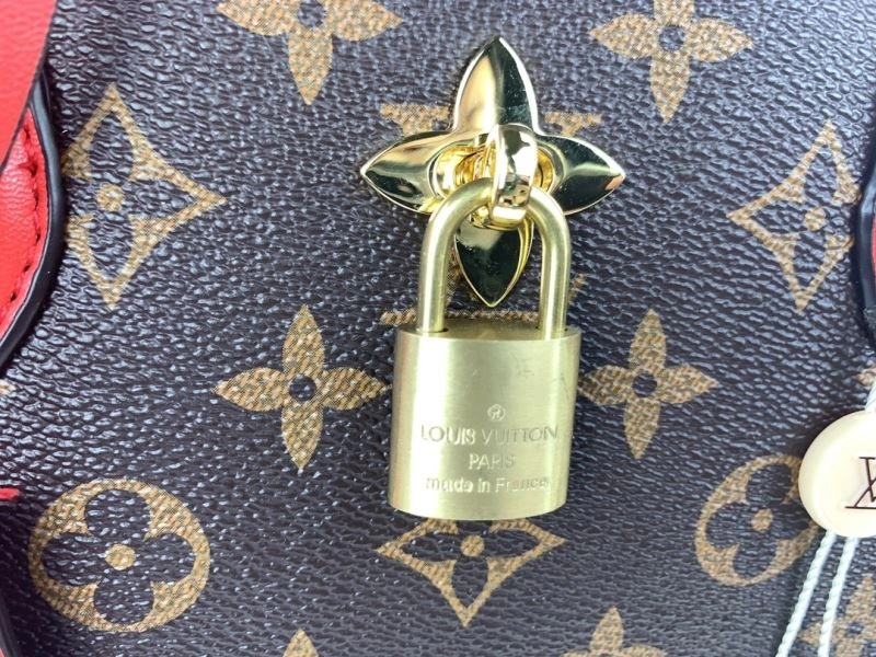 UrbanChic Louis Vuitton Top Handle Bags 79179