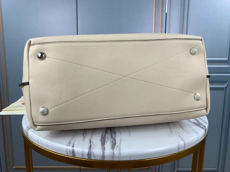 TravelReady Louis Vuitton Top Handle Bags 79169