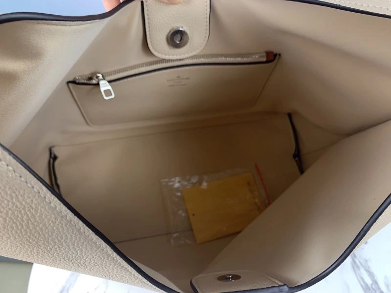 TravelReady Louis Vuitton Top Handle Bags 79169