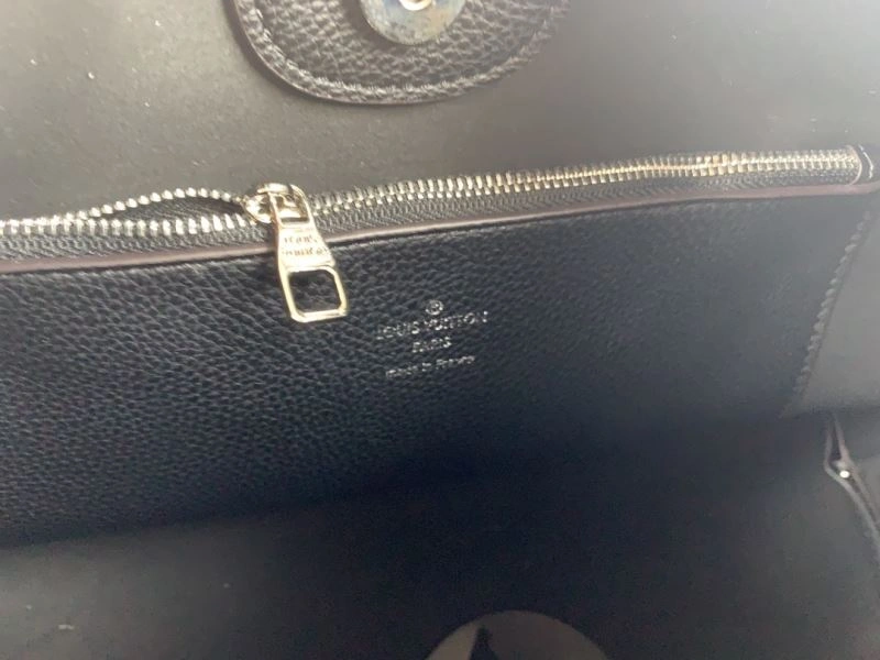 Refined Louis Vuitton Top Handle Bags 79156
