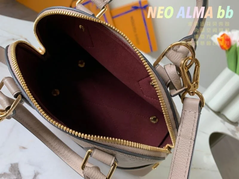 Louis Vuitton Top Handle Bags Bold 39345