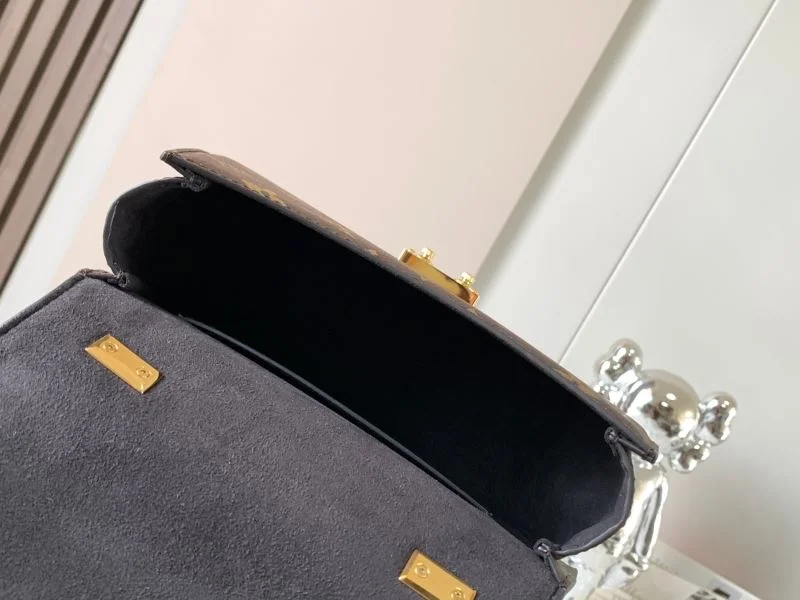 ZeroBulk Louis Vuitton Top Handle Bags 39340