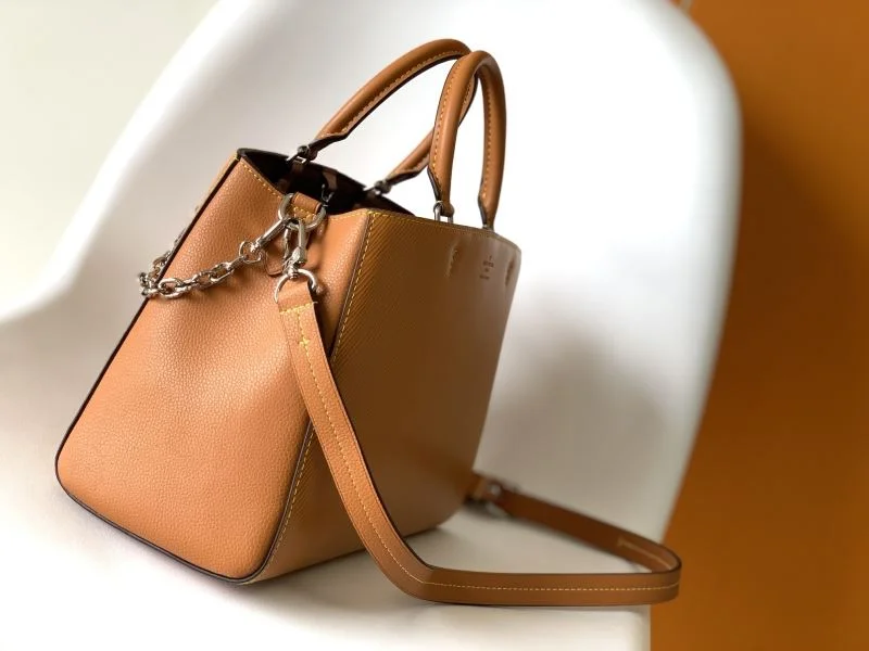 Sleek Louis Vuitton Top Handle Bags 39343