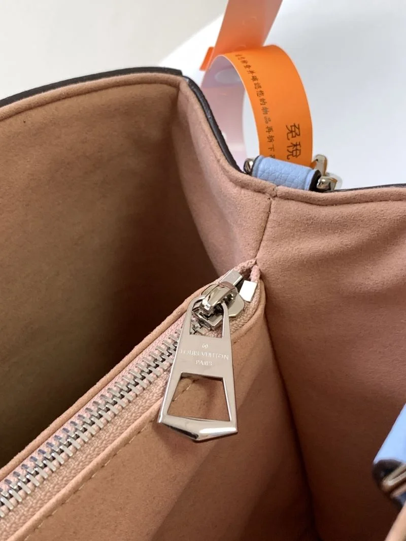 Louis Vuitton Top Handle Bags Versatile 39344