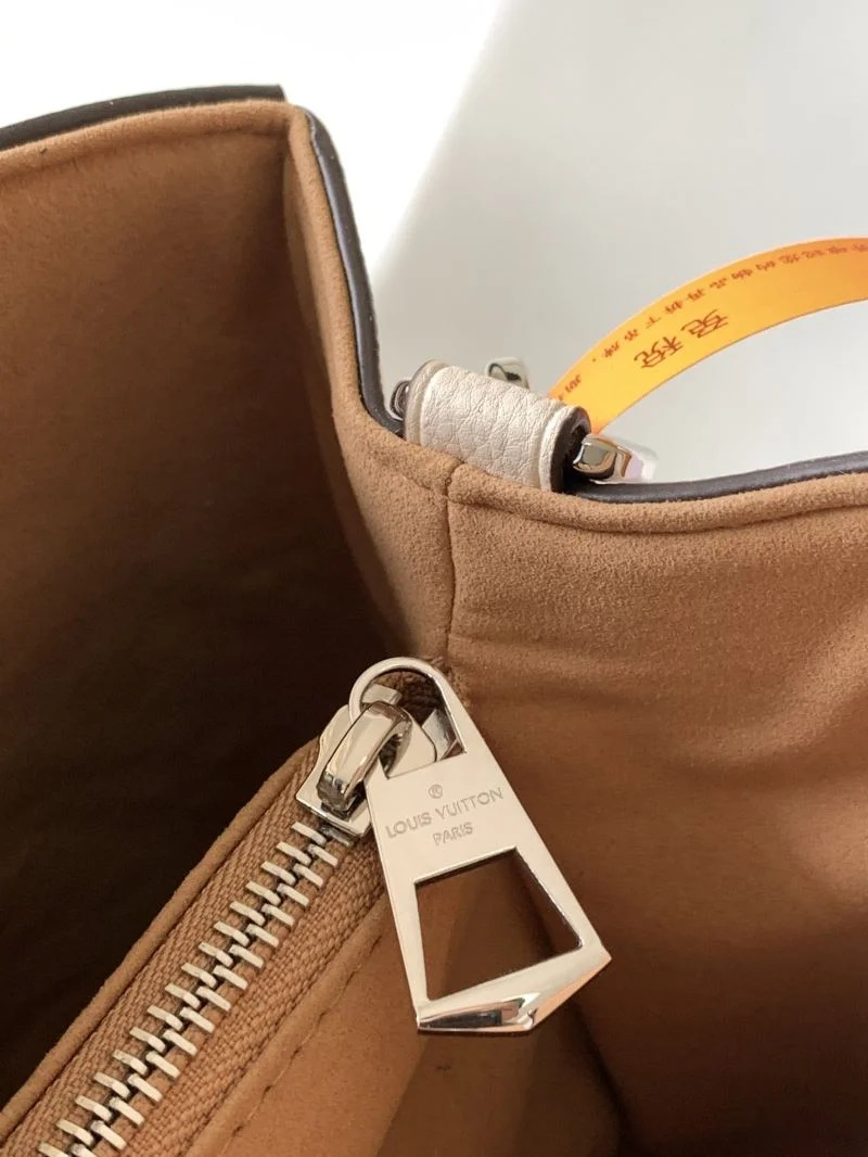 Louis Vuitton Top Handle Bags GoAnywhere 39325