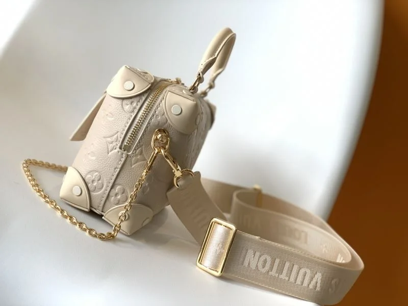 Efficient Louis Vuitton Top Handle Bags 39121