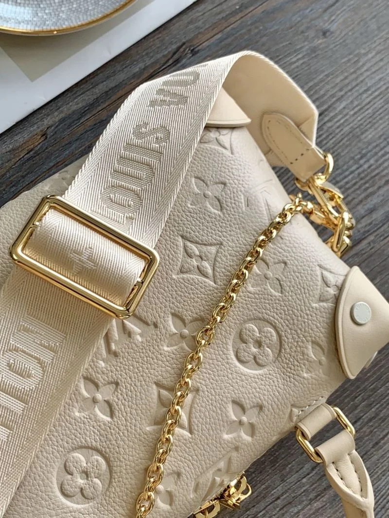 Efficient Louis Vuitton Top Handle Bags 39121