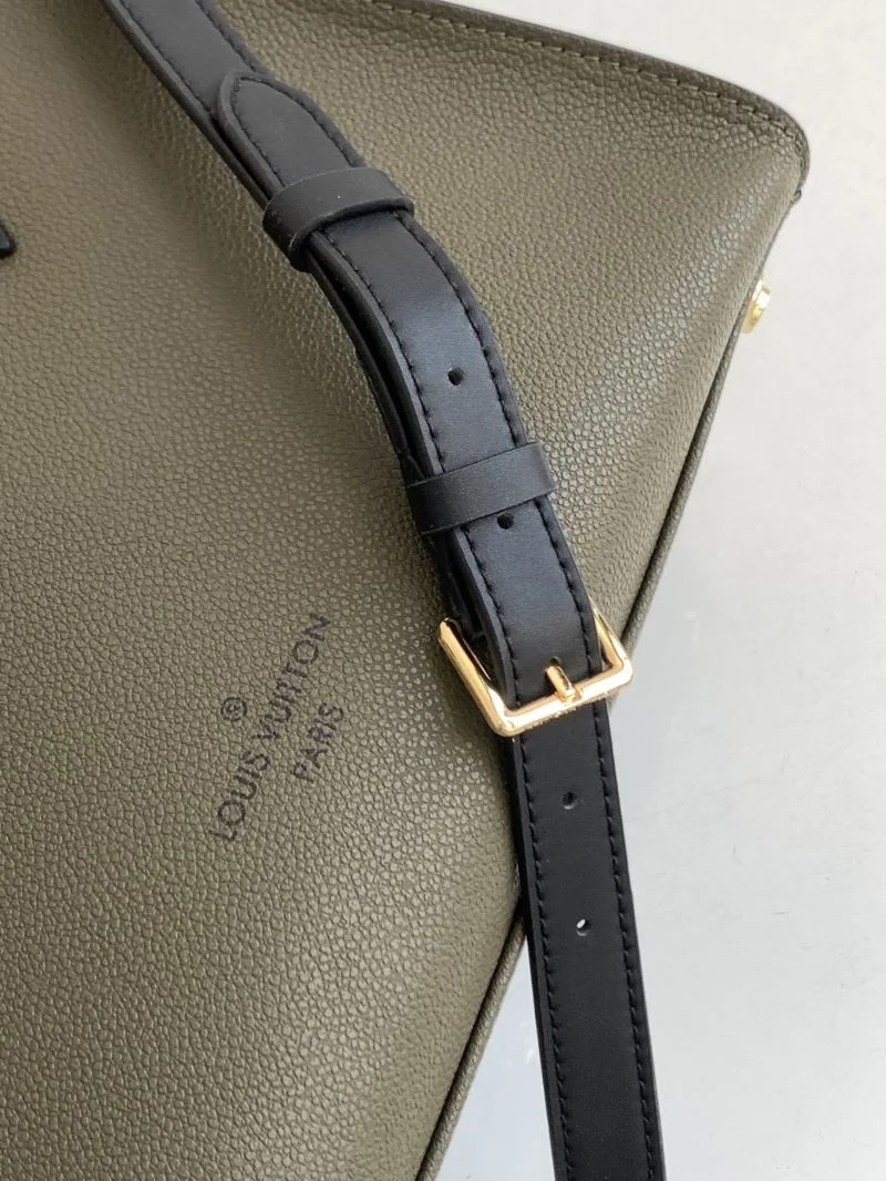 Attractive Louis Vuitton Top Handle Bags 39143