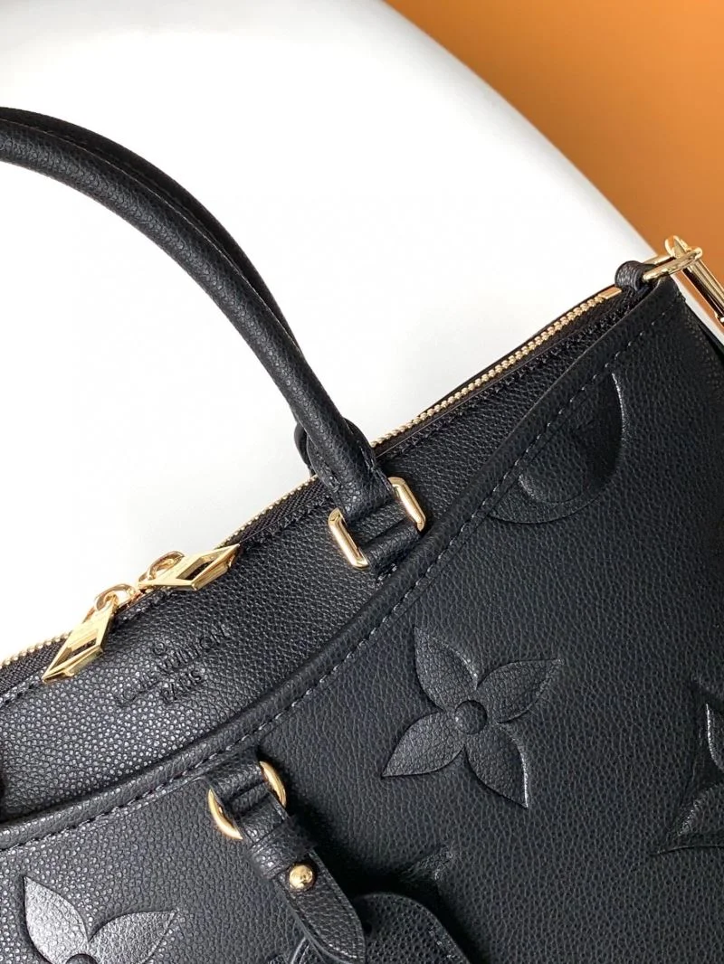 FreshLook Louis Vuitton Top Handle Bags 39100