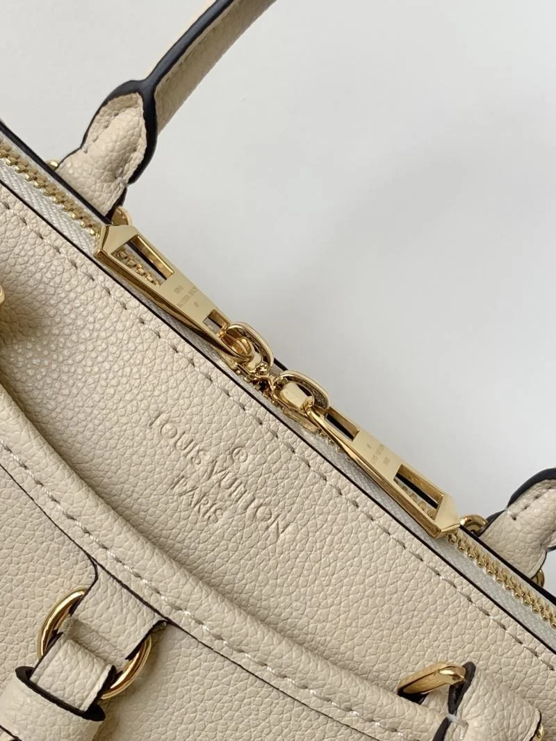 UrbanChic Louis Vuitton Top Handle Bags 39140