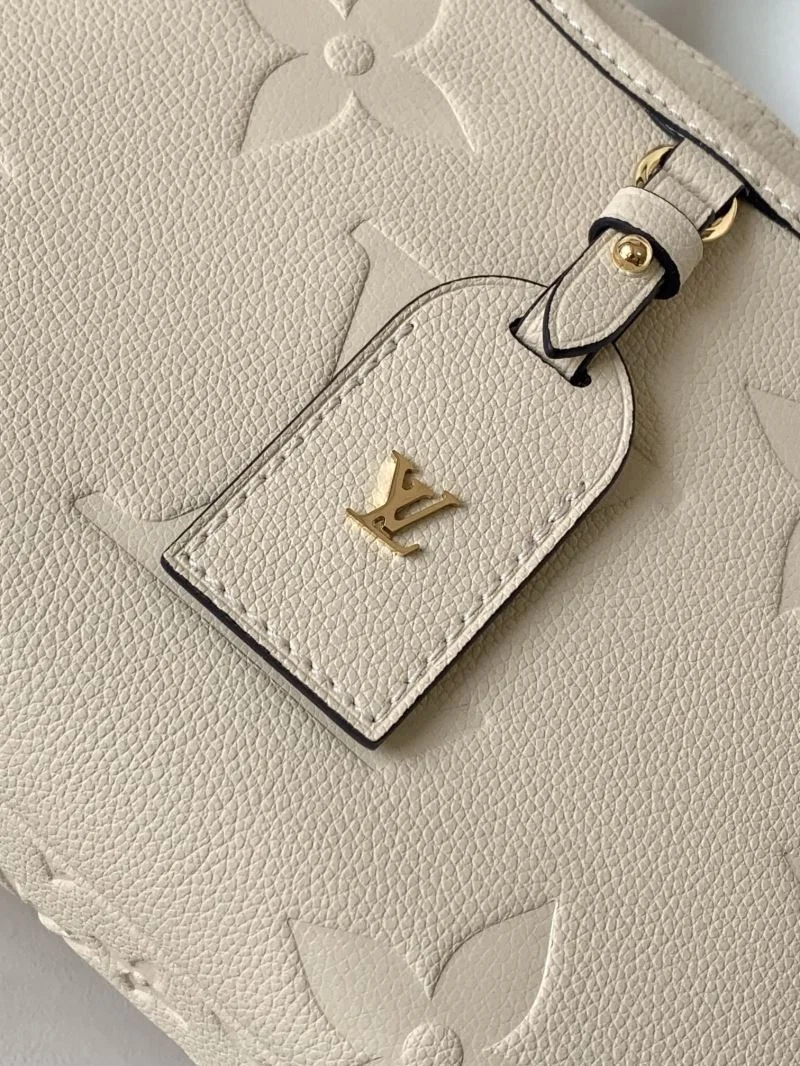 UrbanChic Louis Vuitton Top Handle Bags 39140