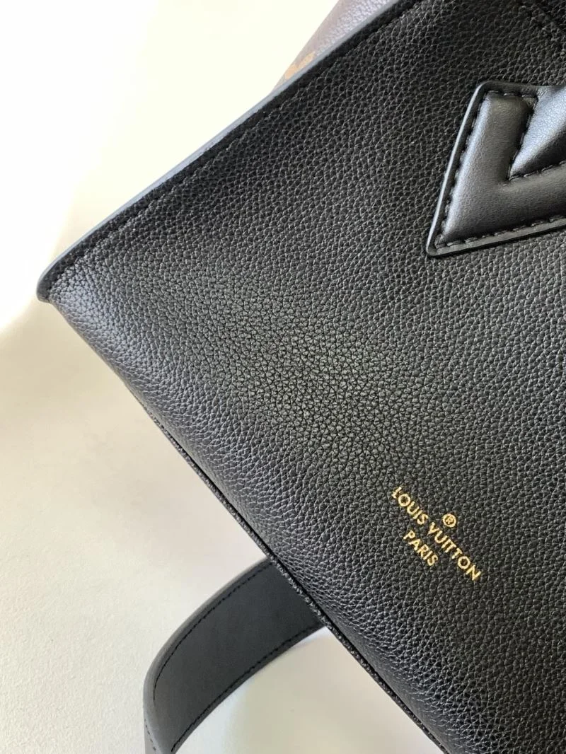 Elegant Louis Vuitton Top Handle Bags 39087