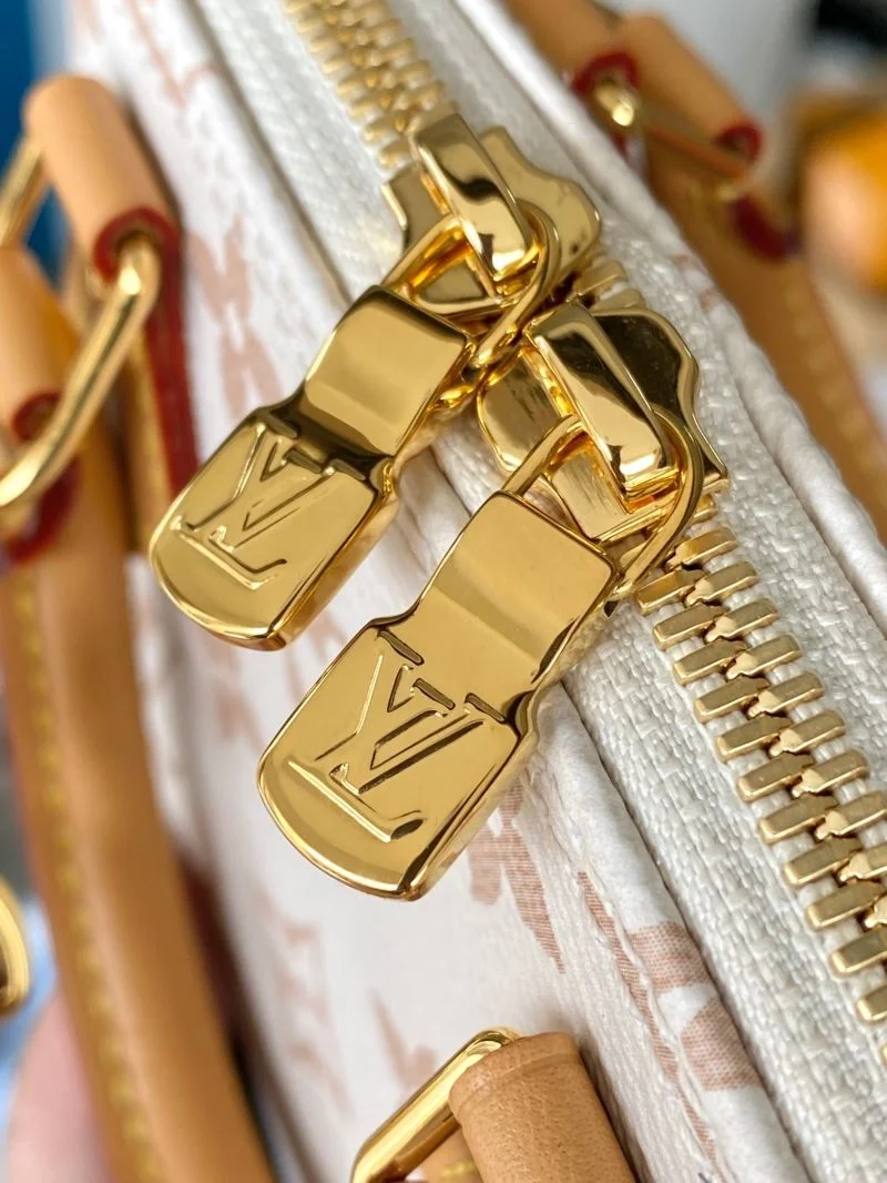 MoistureWicking Louis Vuitton Top Handle Bags 38780