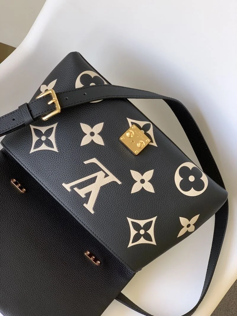 Louis Vuitton Top Handle Bags RelaxedFit 38775