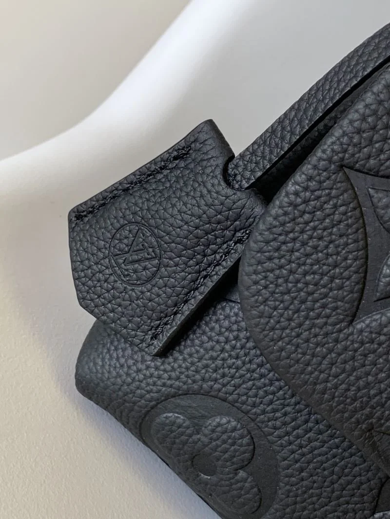 Breathable Louis Vuitton Top Handle Bags 38767