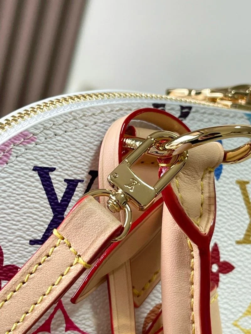 UrbanStyle Louis Vuitton Top Handle Bags 38750