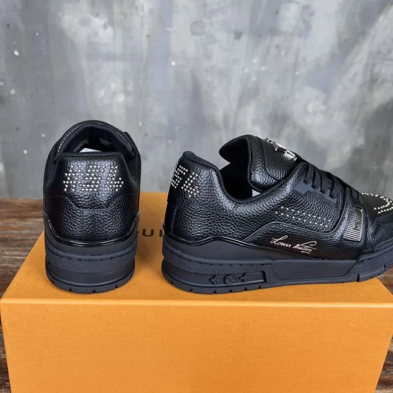 Louis Vuitton Trainer Sneaker NewStyle 30427