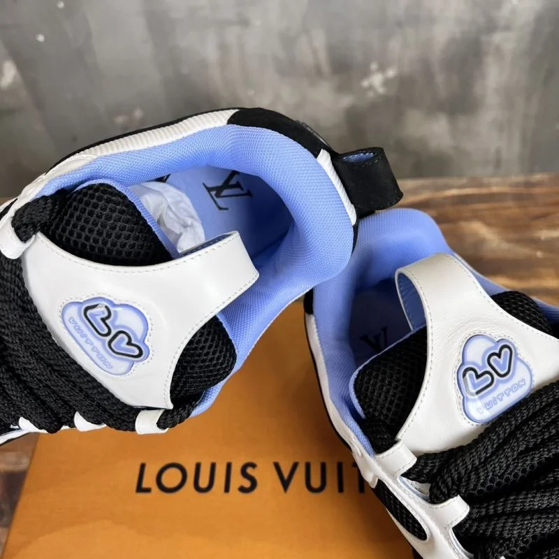 MultiPurpose Louis Vuitton Trainer Sneaker 30413