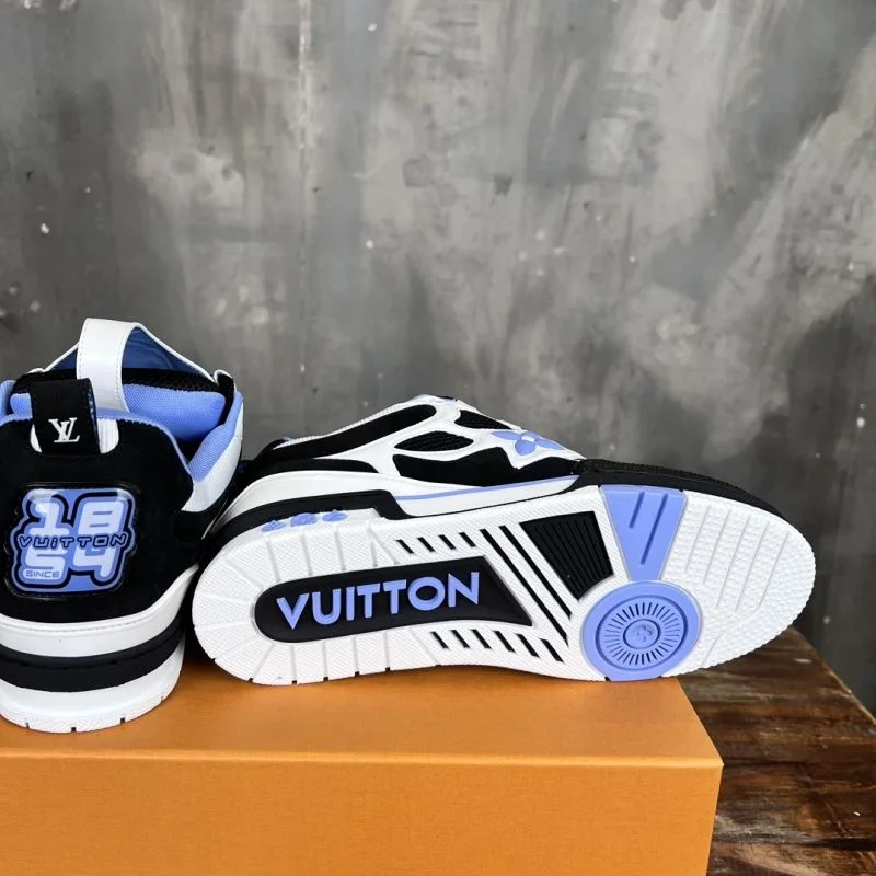 MultiPurpose Louis Vuitton Trainer Sneaker 30413