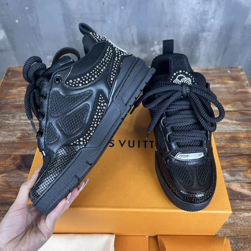Louis Vuitton Trainer Sneaker WellDesigned 30412